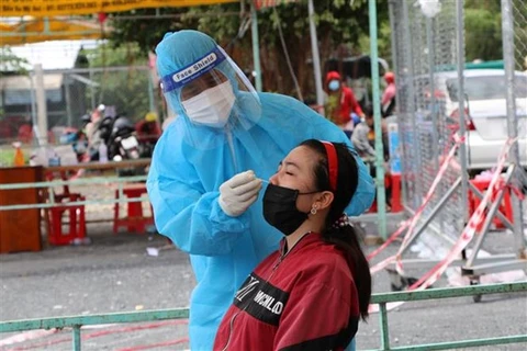 10月12日越南新增的新冠肺炎确诊病例创两个月半以来新低
