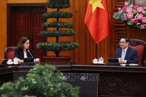 越南政府总理范明政会见澳大利亚驻越大使罗宾·穆迪
