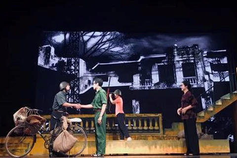 越南话剧艺术100周年纪念周隆重举行