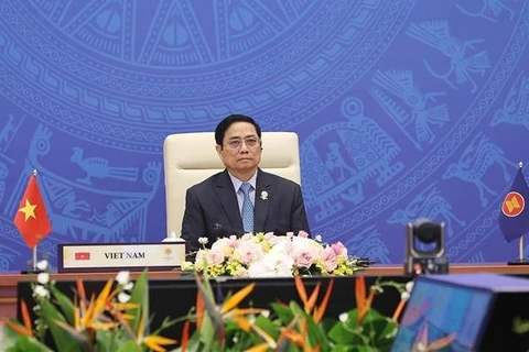 越南政府总理范明政提议东盟重点关注两大问题