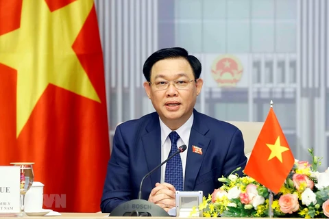 越南国会主席致电祝贺捷克近和土耳其国庆