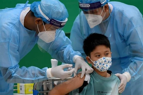 东南亚疫情：柬埔寨全面重新开放 近75%的马来西亚人口全面接种新冠疫苗