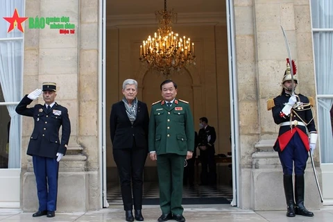 进一步巩固越南与法国防务合作