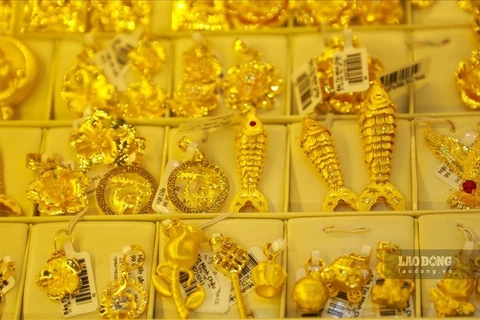 11月11日上午越南国内黄金价格上涨25万越盾