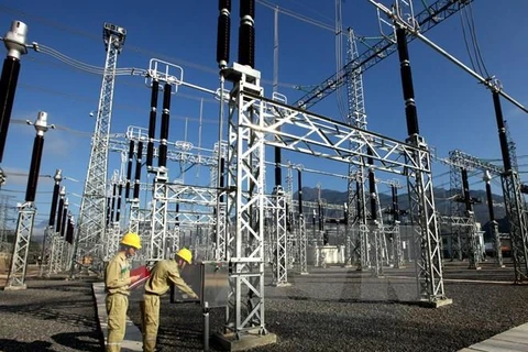 越南电力集团完成近100个电网项目工程通电