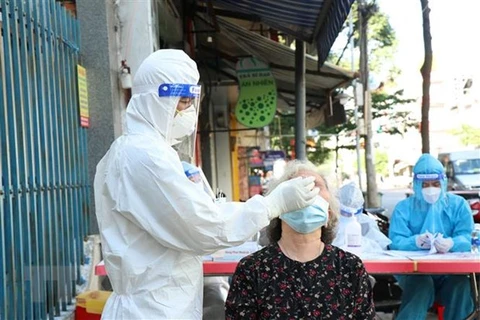 11月17日越南新增本土新冠肺炎确诊病例9839例 涉及56个省市