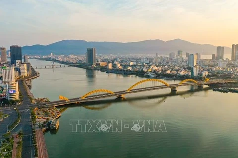 岘港市为在新常态下接待国际游客做好准备