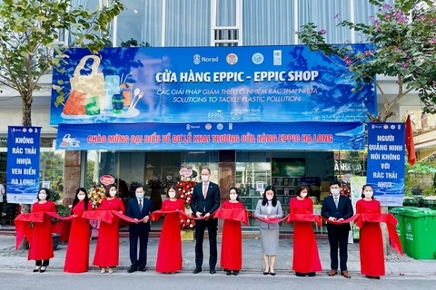 广宁省与UNDP减少塑料污染的创新产品和服务店正式开业