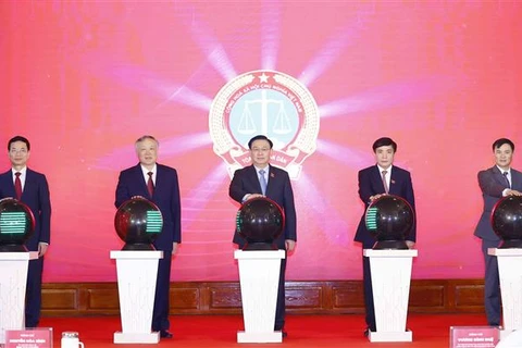 国会主席王廷惠出席法院领域的四个信息技术应用工程落成典礼