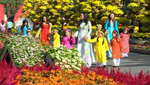 胡志明市举行多项文化活动 喜迎壬寅年春节