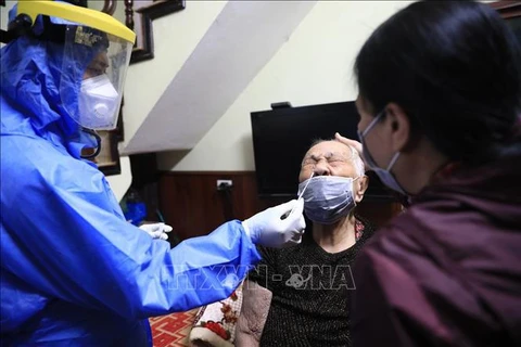 1月30日越南新增新冠肺炎确诊病例比昨日下降1400余例 