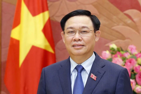越南国会主席王廷惠向立陶宛议会议长致国庆贺电