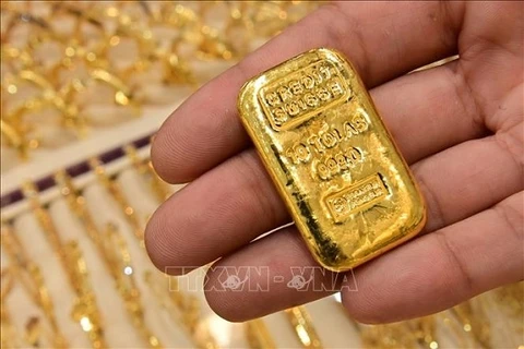 22日下午，国内黄金价格创新高 每两接近6400万越盾