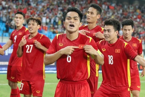 2022年东南亚U23足球锦标赛决赛：越南队1-0击败泰国队夺冠