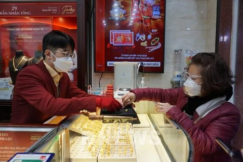 3月8日上午越南国内黄金价格超过7350万越盾