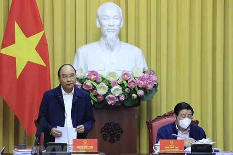 越南国家主席阮春福要求加快推进法治国家提案起草进度