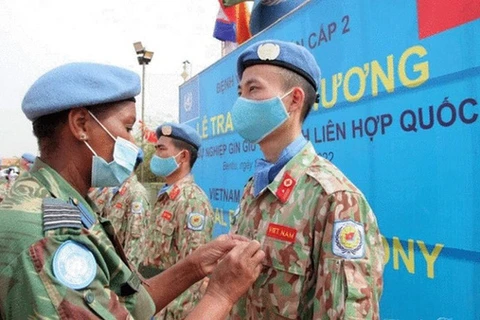 越南3号二级方舱医院被授予联合国维持和平勋章