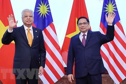 马来西亚总理伊斯梅尔·萨布里圆满结束对越南的正式访问