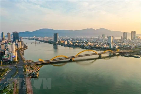 今年第一季度岘港市经济向好发展 