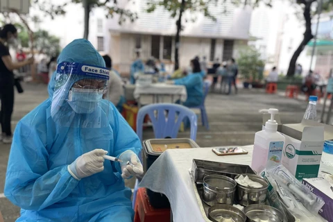 14日越南新增新冠肺炎确诊病例23012例 新增康复病例85633例 