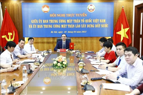 进一步加强越南祖国阵线与老挝建国阵线之间的协作配合