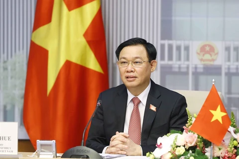 越南国会主席王廷惠致信祝贺匈牙利国会主席克韦尔·拉斯洛