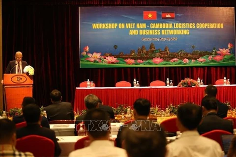 越柬两国举行研讨会消除跨境物流困难