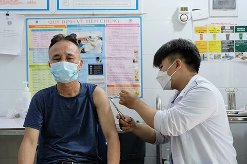 胡志明市推出第四针新冠疫苗接种计划