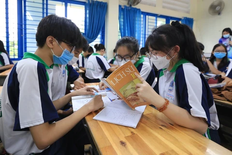 📝时评： 越南国会文化教育委员会提议将历史作为高中必修课