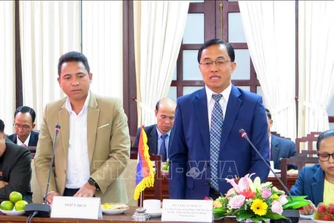越老建交60周年：承天顺化省与老挝塞公省加强各领域的合作