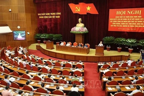 越共中央总书记阮富仲：加强人民公安力量建设 满足新形势下的要求