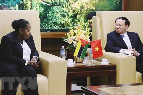 越南广宁省与莫桑比克促进投资和旅游合作