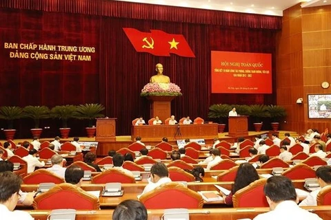 越南召开全国反消极腐败工作总结（2012~2022）会议