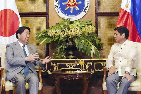 日本与菲律宾承诺维持依照法律的海上秩序