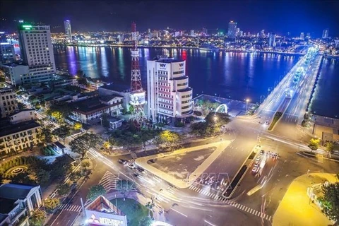 贸易和服务是岘港经济复苏的主要支柱