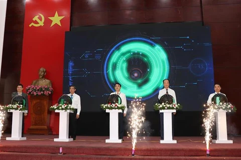 2022年九龙江三角洲地区推进经济发展数字转型周开幕