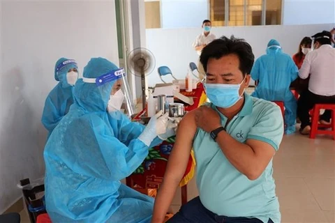 7月12日越南新增新冠肺炎确诊病例873例