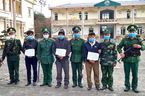 越南各省边防部队严打拐卖人口犯罪