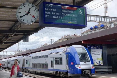 交通运输部将提请越共中央政治局审议北南高速铁路项目投资主张
