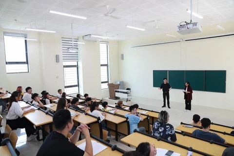 提高培训质量和国际一体化以增加在越南的留学生人数
