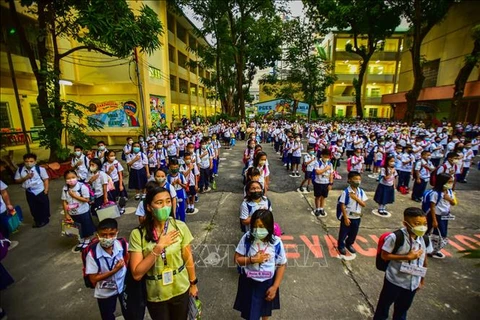 菲律宾数以百万计儿童疫情后首次返校