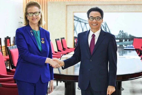 越南政府副总理武德儋会见即将离任的UNDP驻越南首席代表凯特林·维森