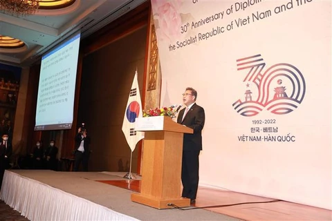 越南国庆77周年：韩国外长朴振高度评价越南在促进韩国与东南亚地区对接中的重要作用