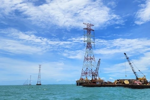 东南亚最长220千伏跨海输电线路工程即将完工