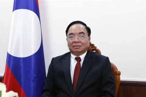 越南与老挝加强基础设施对接 促进经济社会发展 
