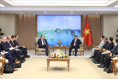 越南政府总理范明政会见欧洲议会国际贸易委员会主席兰格