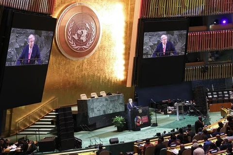 第77届联合国大会：越南代表强调确保平等接受优质教育的必要性