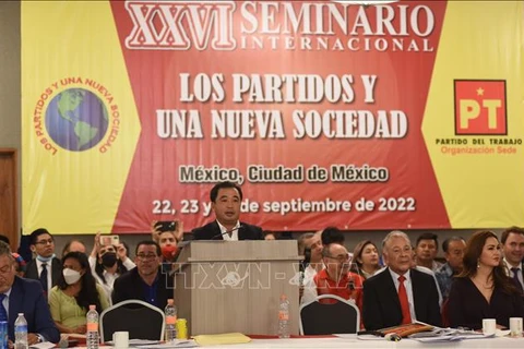 越南出席在墨西哥举行的“政党与一个新社会”的国际研讨会
