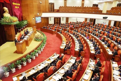 越共十三届六中全会第一个工作日：对海阳省省委书记范春升给予开除党籍处分