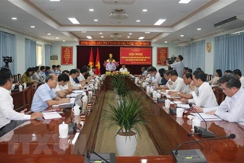 越南政府总理要求坚持节俭、廉正、不腐败的作风建设